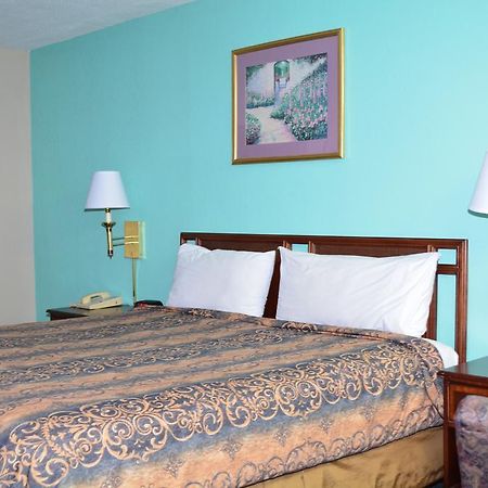 Red Carpet Inn And Suites Scranton Dış mekan fotoğraf