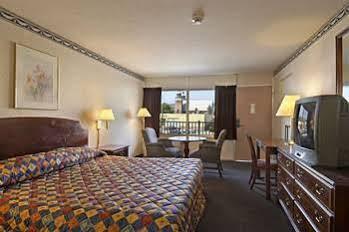 Red Carpet Inn And Suites Scranton Dış mekan fotoğraf