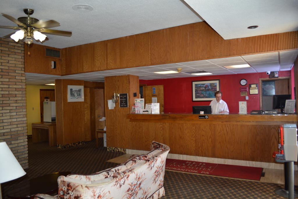 Red Carpet Inn And Suites Scranton Dış mekan fotoğraf